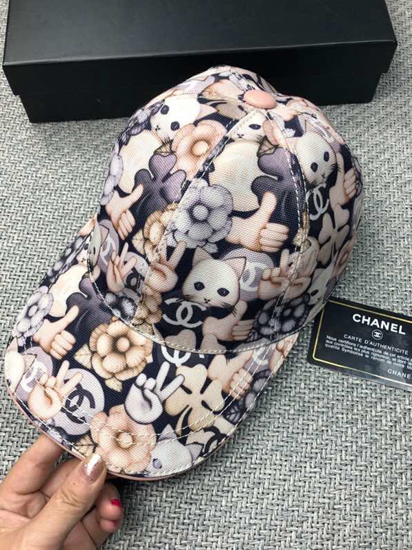 ブランド帽子正面デザイン